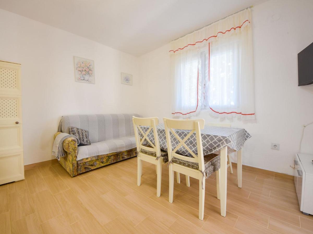 Apartment Vukic-5 By Interhome Starigrad Paklenica Esterno foto
